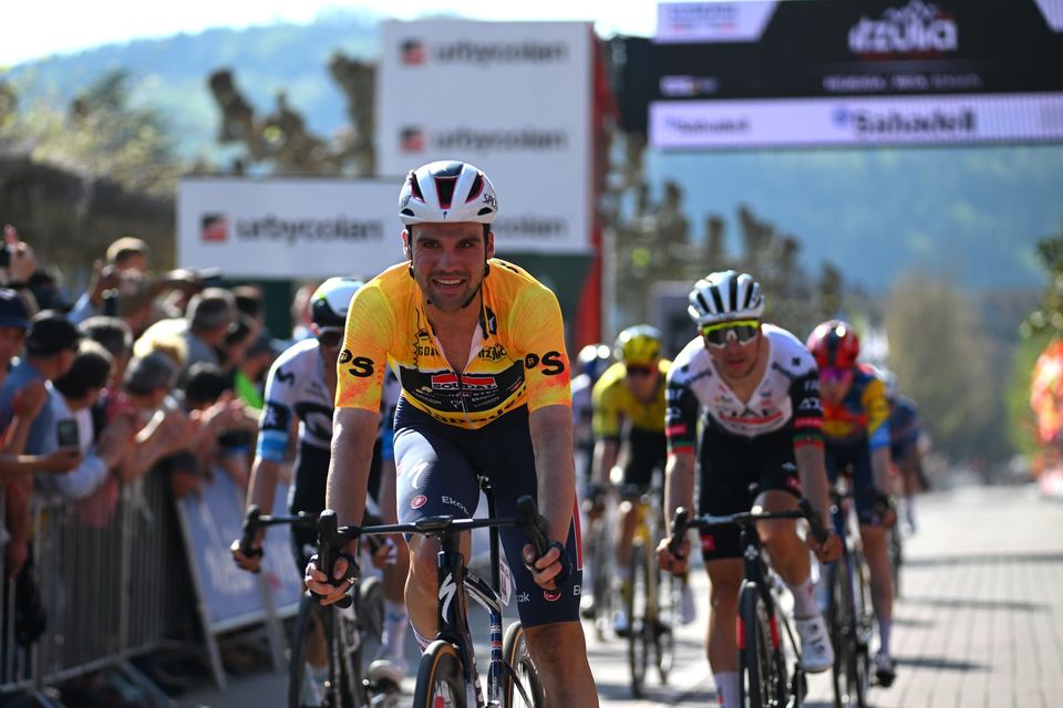 Itzulia Basque Country: Schachmann verstevigt leiding