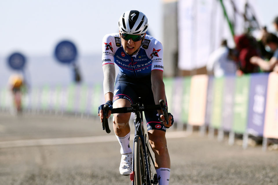 Andrea Bagioli veert terug met podiumplaats