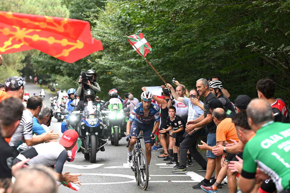 Mikel Landa lights up La Vuelta on the Basque roads