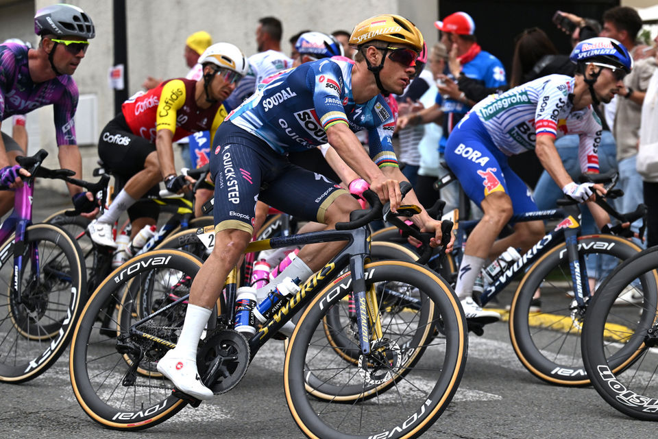 Le Tour: Evenepoel volop actief in finale