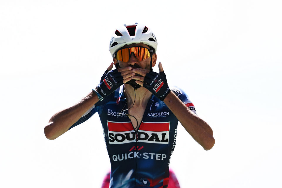 Tour de France: Paret-Peintre wint op Mont Ventoux